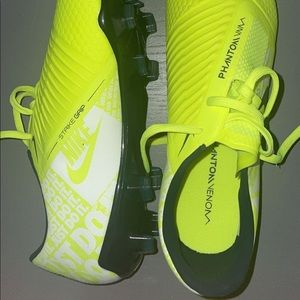 Nike Phantom Pro